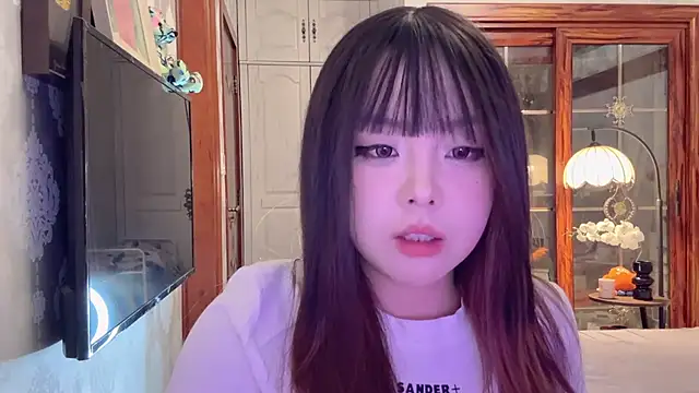 thelittlexx online show from 05/05/26, 08:00