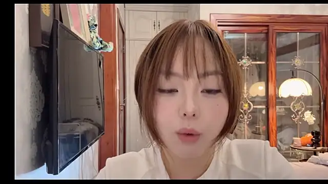 Snapshot of thelittlexx chatting on 05/26/26, 07:59 thelittlexx online show from 05/26/26, 07:59
