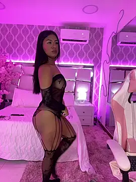 Daphnie Foxx online show from 04/22/26, 11:28