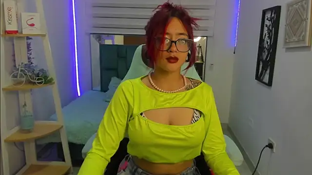 Sara Red X online show from 06/22/26, 03:25
