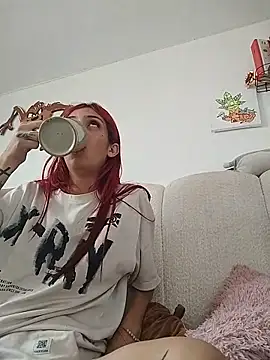 Derieri Blush online show from 05/12/26, 05:54