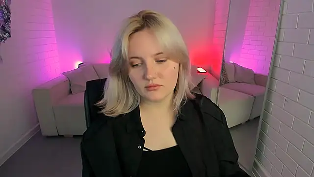 KathyBriggs online show from 04/22/26, 05:10