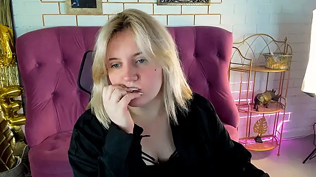 KathyBriggs online show from 04/25/26, 05:10