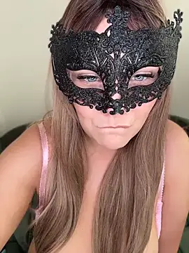 Blonde Cougar online show from 04/27/26, 12:03