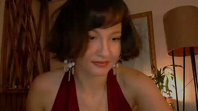 Snapshot of wanderwhitch chatting on 05/23/26, 03:45 wanderwhitch online show from 05/23/26, 03:45