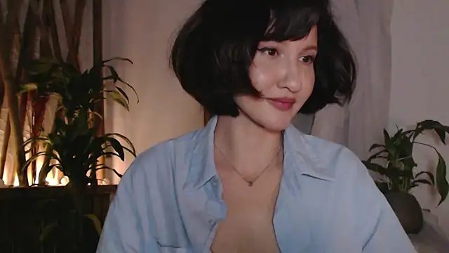 Snapshot of wanderwhitch chatting on 07/14/26, 12:02 wanderwhitch online show from 07/14/26, 12:02