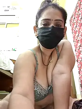 Snapshot of sonalidey5564 chatting on 05/08/26, 02:39 sonalidey5564 online show from 05/08/26, 02:39