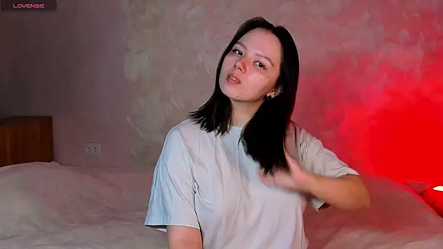 miss teasee online show from 04/22/26, 10:06