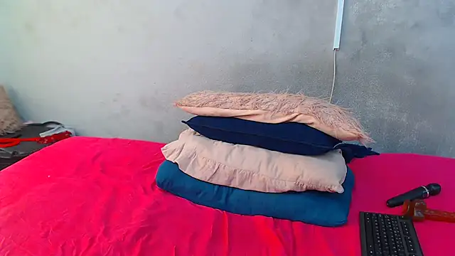 kinkynaghty online show from 06/24/26, 12:37