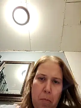 023thickandjuicy07 online show from 04/20/26, 02:47