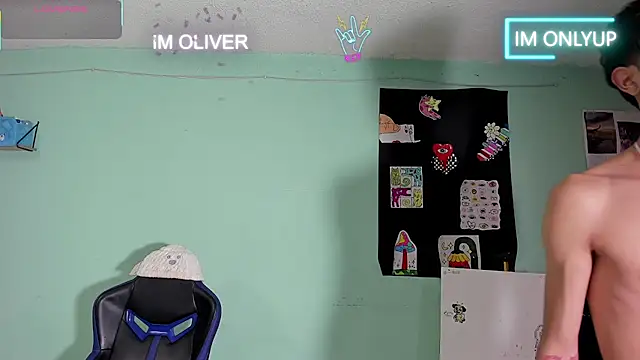 TYLERhHOT2005 online show from 04/23/26, 01:02