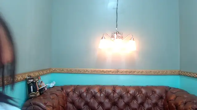 Julia Bliss online show from 04/30/26, 11:27