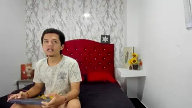 Alejandra and James  online show from 04/28/26, 12:53