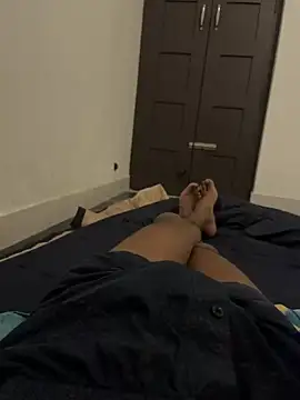 Snapshot of like_a_nud chatting on 03/27/26, 07:02 like a nud online show from 03/27/26, 07:02