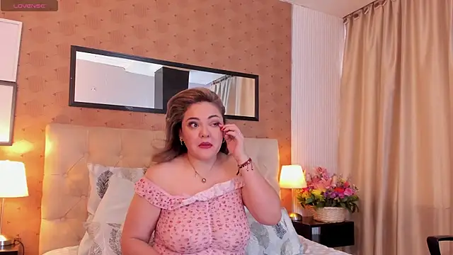 Natashablade   online show from 04/07/26, 11:54