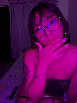 bellakaterin online show from 03/29/26, 03:50