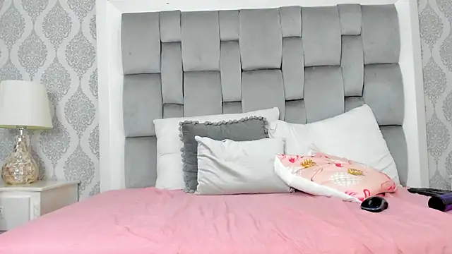 valentina angel 1 online show from 04/16/26, 09:39