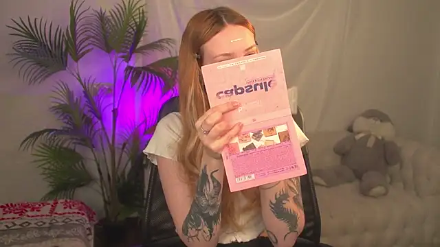 zoeforrd online show from 04/21/26, 05:03