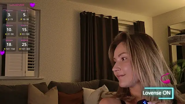 WhereisAlice online show from 03/28/26, 01:49