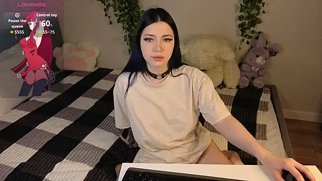 honey cherrry online show from 06/21/26, 12:57