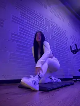 Cami olarte online show from 04/06/26, 01:45