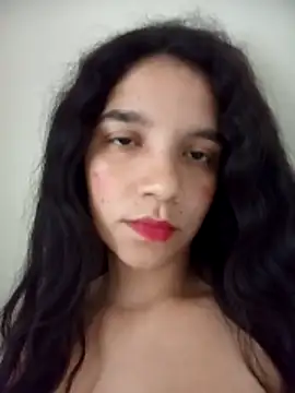 Snapshot of Morena__Florr chatting on 04/25/26, 04:15 Morena Florr online show from 04/25/26, 04:15