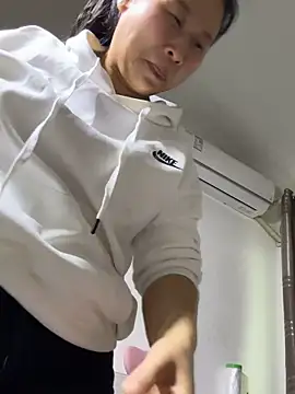 Yunduo-y online show from 04/02/26, 07:28