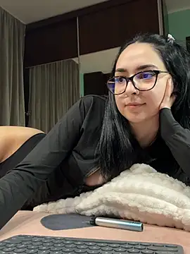 TheaMerve online show from 03/28/26, 09:36