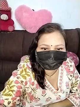 Hoty bhabii online show from 08/05/26, 10:07