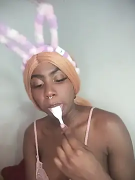 KatyBelle  online show from 05/26/26, 06:48