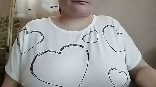 Bonnie Jade online show from 04/15/26, 11:39