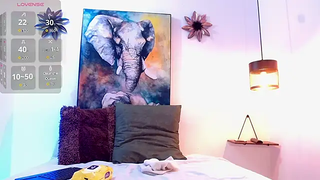 Natasha and zoe  online show from 04/23/26, 01:35