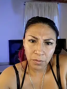 tatianabelli online show from 04/24/26, 05:48