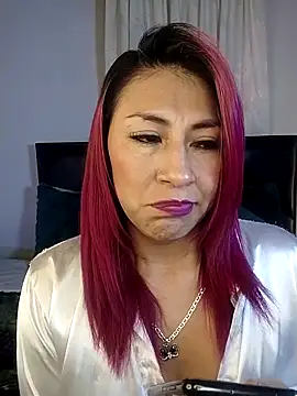 tatianabelli online show from 04/28/26, 06:13