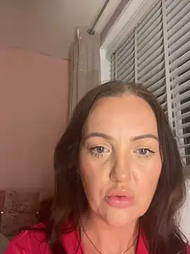 Ladyluxee online show from 03/28/26, 08:41