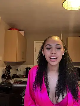 Brattybaee online show from 04/10/26, 06:45