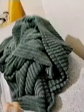 y2561 online show from 04/01/26, 12:50