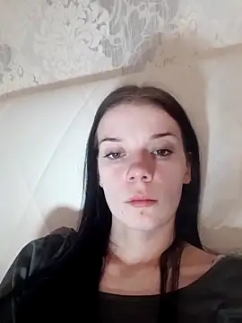 ShellBixAngeLL online show from 04/17/26, 10:02