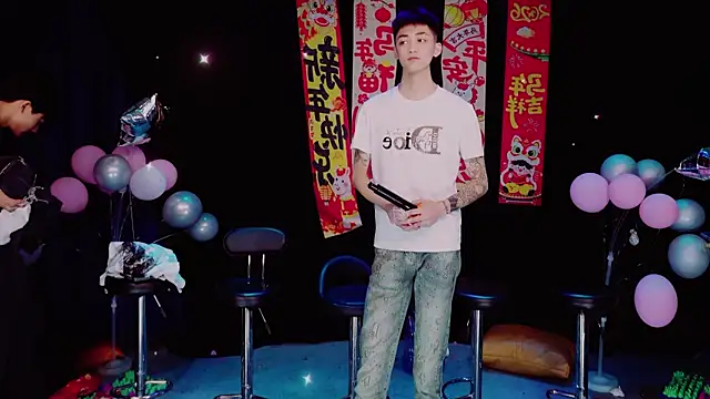 Sexyboys-DS online show from 04/04/26, 08:23