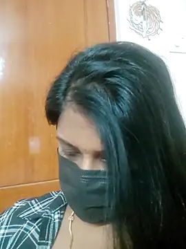 Tamil Hot Thara online show from 04/16/26, 06:09
