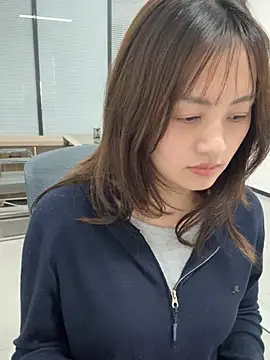 Snapshot of Yang_218 chatting on 03/27/26, 07:36 Yang 218 online show from 03/27/26, 07:36