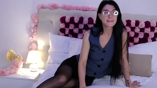 AriannaCruise online show from 04/25/26, 11:24