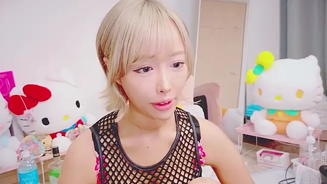 Snapshot of baby__cherry__ chatting on 06/12/26, 12:15 baby cherry online show from 06/12/26, 12:15