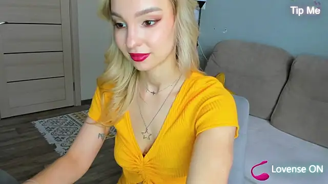 MelodyIllves online show from 05/13/26, 07:28