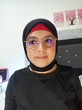 Snapshot of alia_asad chatting on 07/08/26, 11:58 alia asad online show from 07/08/26, 11:58