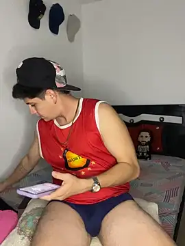 Snapshot of Johannes_mills chatting on 04/27/26, 11:14 Johannes mills online show from 04/27/26, 11:14