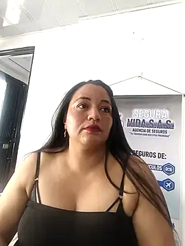 Snapshot of Naughty_Kitten_ chatting on 04/06/26, 08:54 Naughty Kitten online show from 04/06/26, 08:54