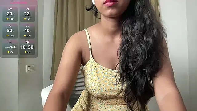 Gorgeous Sarahh online show from 05/16/26, 09:35
