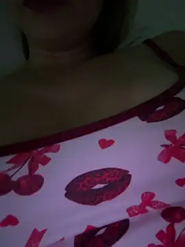 Annnnyy online show from 04/01/26, 02:01