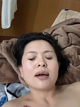 xiaxia-2026 online show from 05/02/26, 01:49